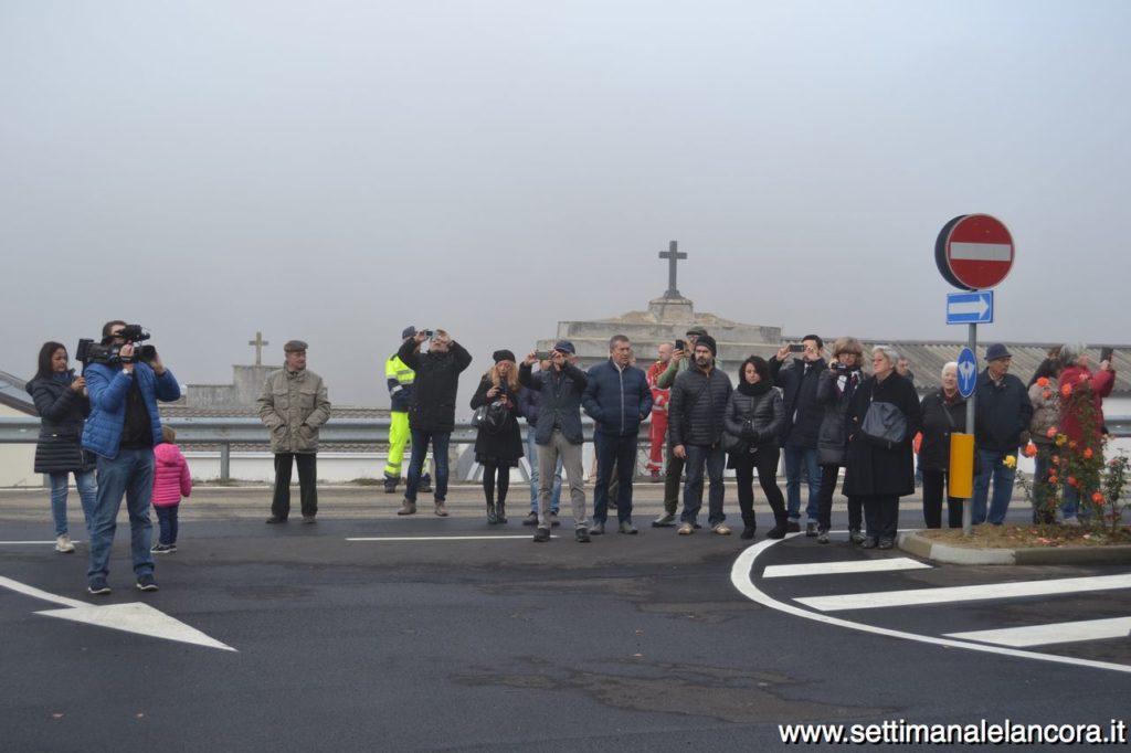 Sessame, inaugurazione piazza Nassirya