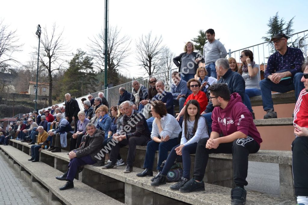 Pallapugno, il pubblico alla gara Cortemilia-Cuneo