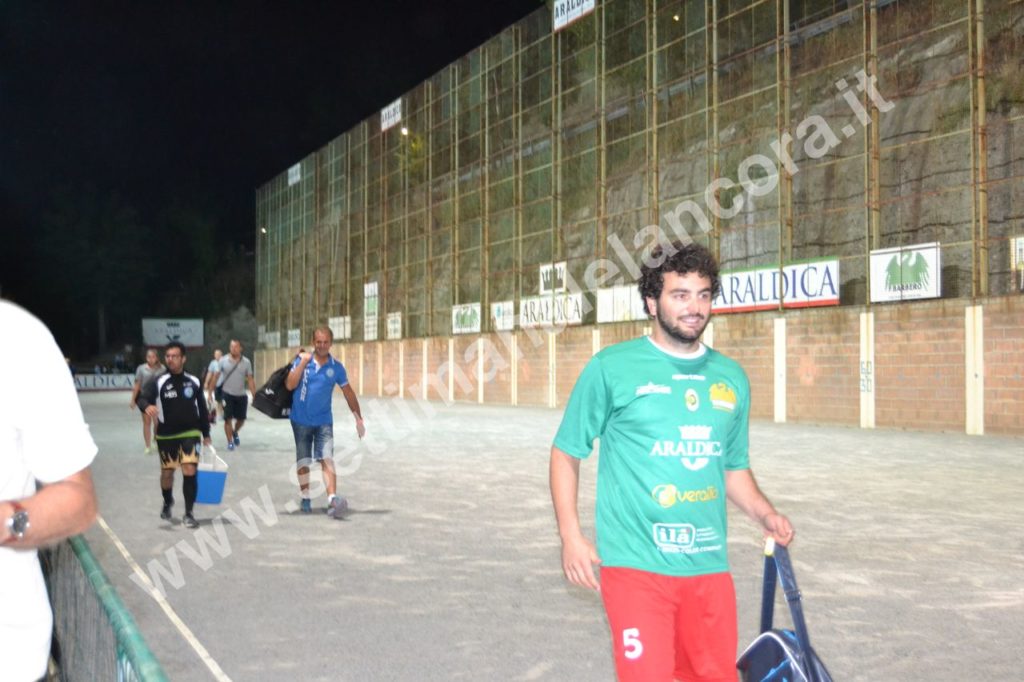 Pallapugno serie A - Paolo Vacchetto supera un forte Dutto e va in coppa