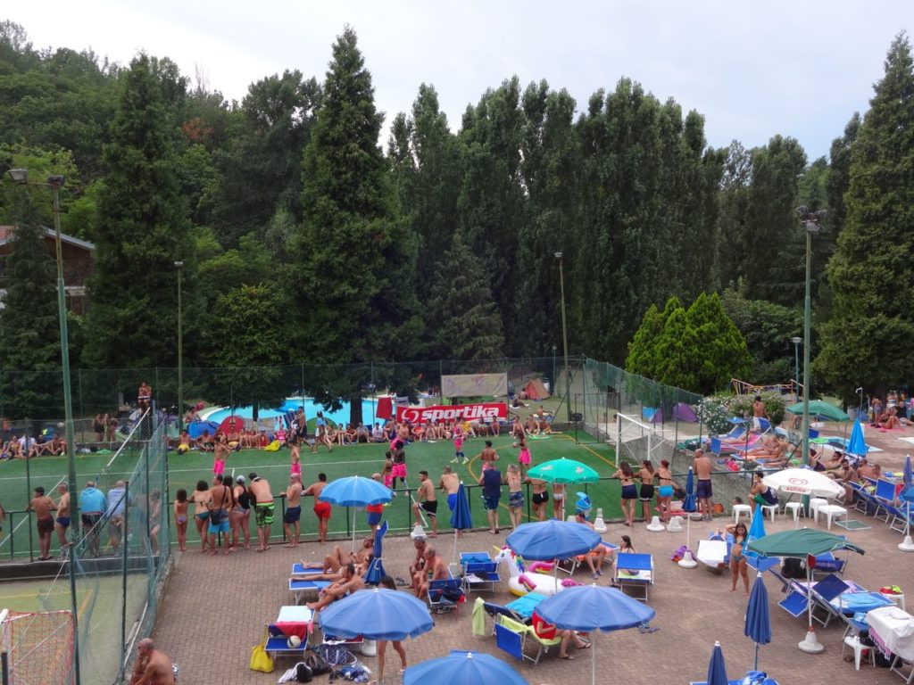 Lerma pallavolo in piscina