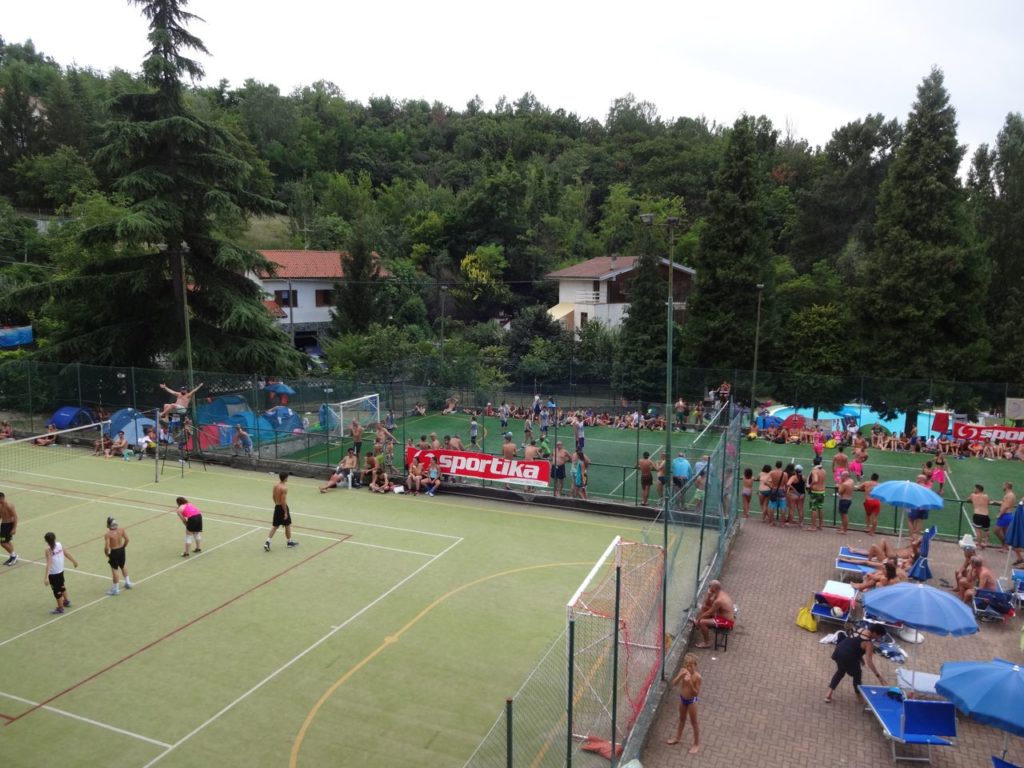 Lerma pallavolo in piscina