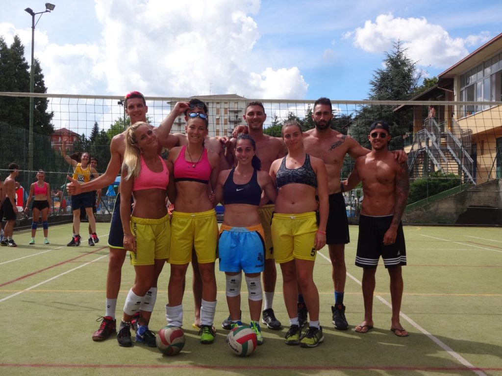 Lerma pallavolo in piscina