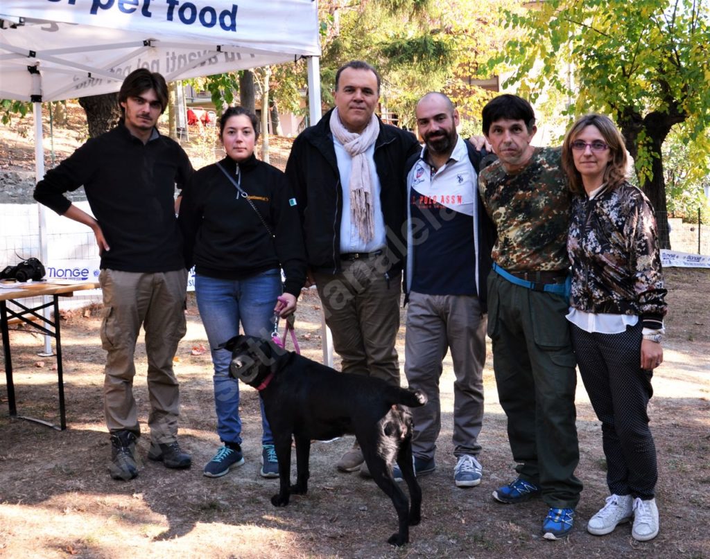 Pareto, bosco in festa d’autunno fiera del tartufo e dei frutti autunnali: funghi e castagne