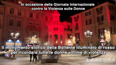 Acqui Terme - La Bollente illuminata di rosso per la giornata contro la violenza sulle donne (VIDEO)