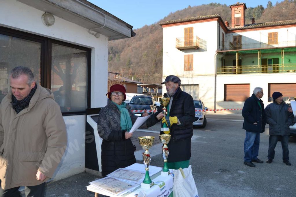 Vesime: grande fiera di Santa Lucia e del cappone nostrano