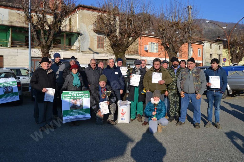 Vesime: grande fiera di Santa Lucia e del cappone nostrano