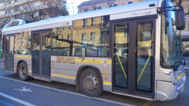 I bus via da piazza XX Set­tembre, ferme­ranno lungo corso Martiri della Libertà