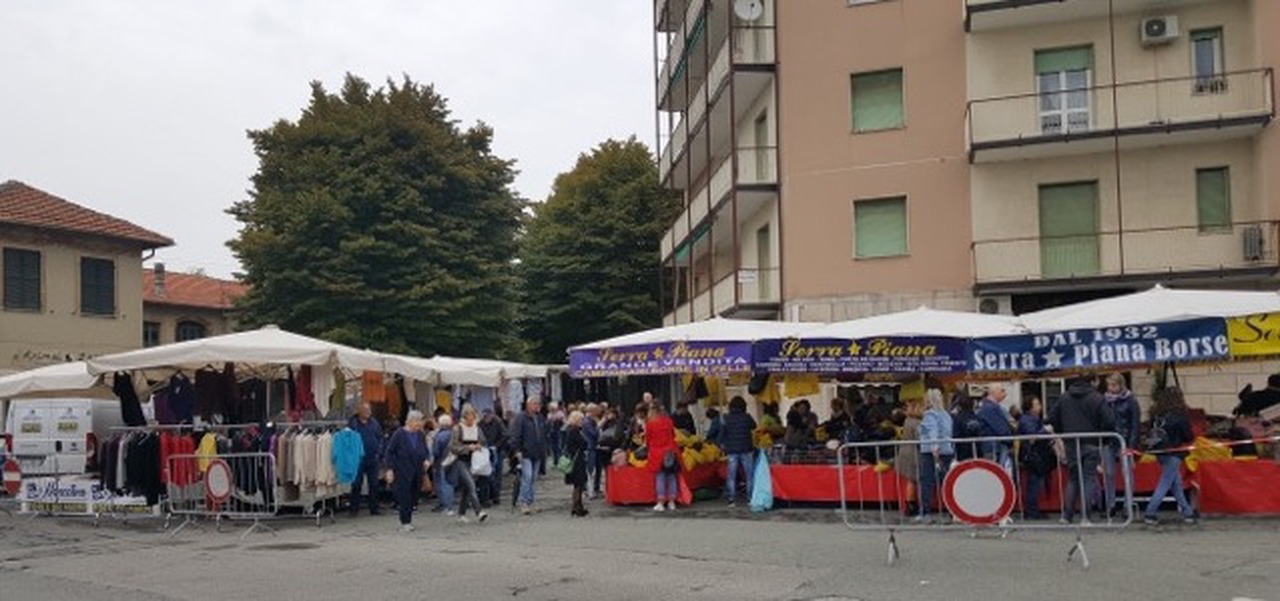 Ritorna ad Ovada il Mercatino da Forte dei Marmi