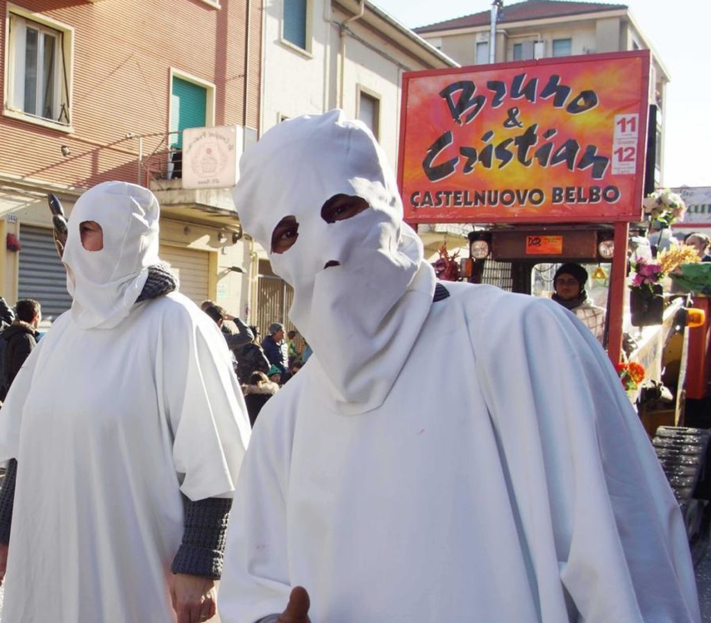 Al Carnevale del Cristo trionfa il carro di Sezzadio, 3° il carro di Castelnuovo Belbo