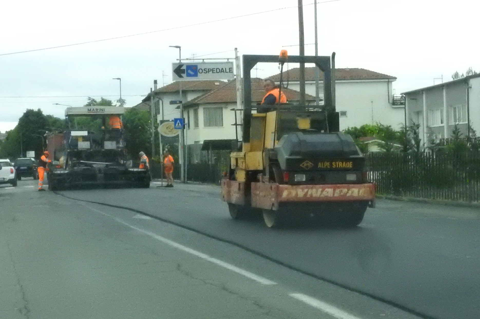 lavori di asfaltatura strade