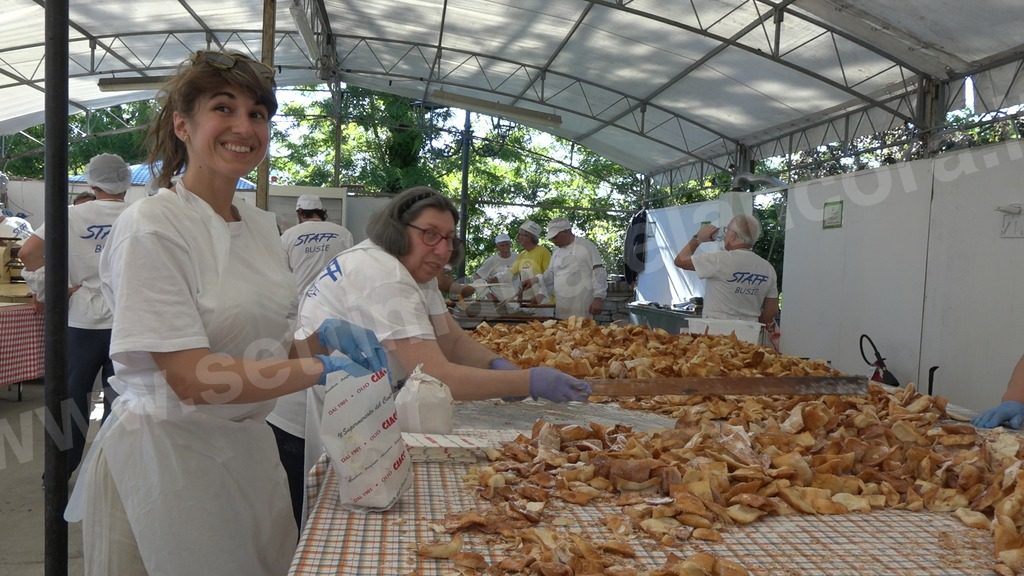 Visone: tanta gente in paese per la “Festa del Busìe”