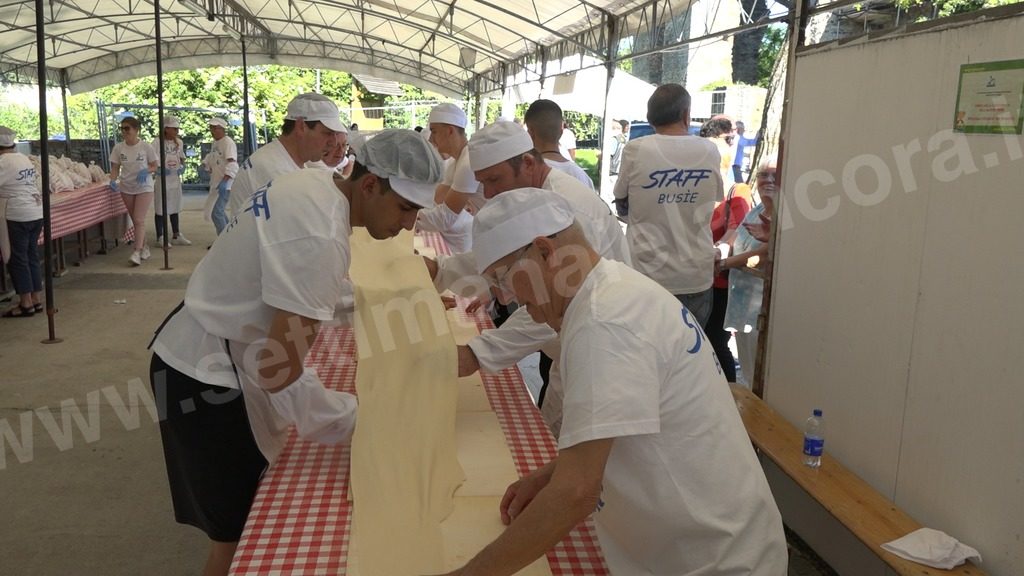 Visone: tanta gente in paese per la “Festa del Busìe”