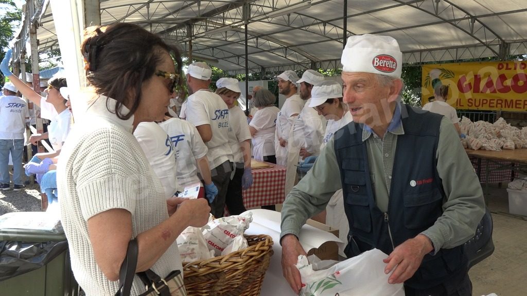 Visone: tanta gente in paese per la “Festa del Busìe”