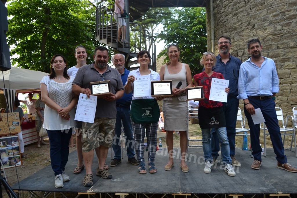 Tessa Gelisio cavaliere della Robiola dop di Roccaverano 2019