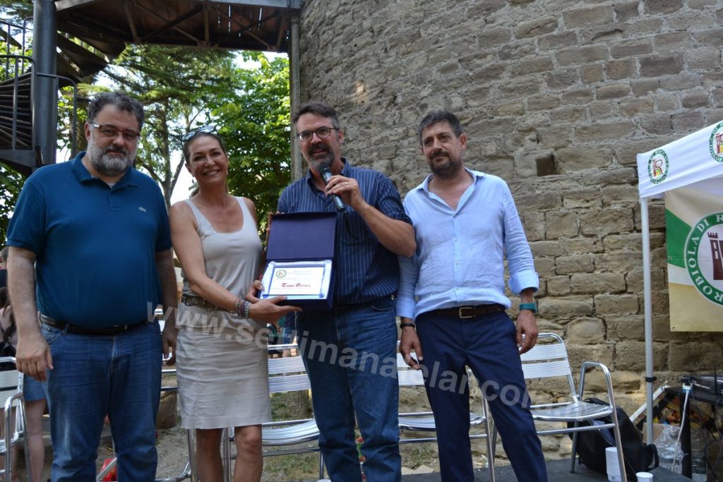 Tessa Gelisio cavaliere della Robiola dop di Roccaverano 2019