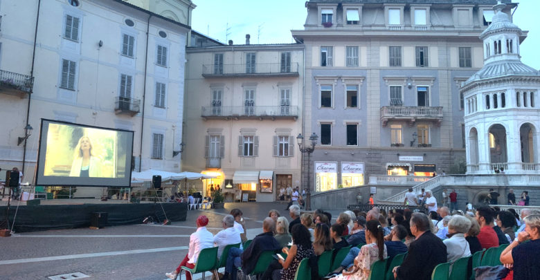 Al cinema in piazza Bollente