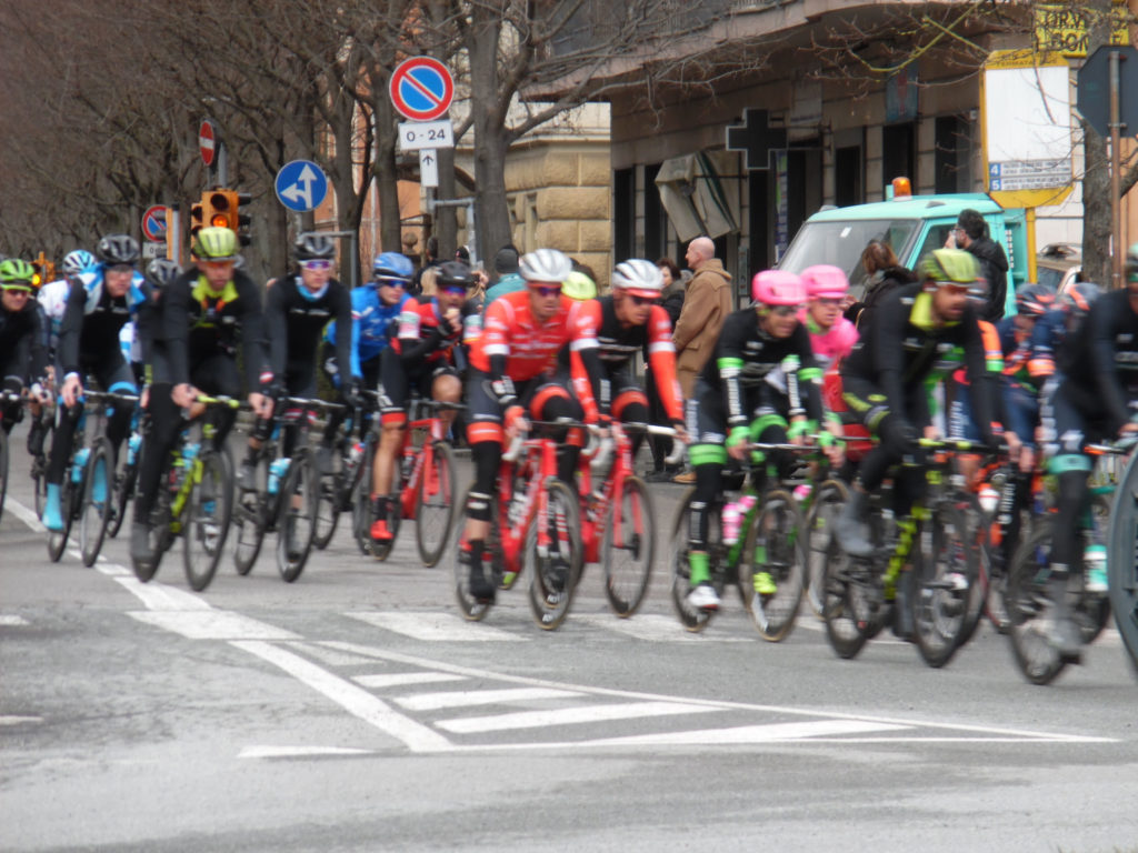 Milano-Sanremo un passaggio da Via Voltri a Ovada